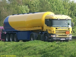 Scania-114-L-380-Blueggel-270404-1