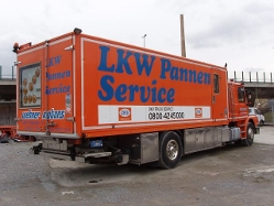 Scania-113-M-320-orange-Holz-200406-03