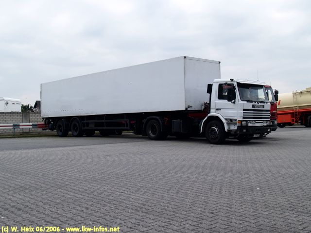 Scania-93-M-250-weiss-020706-01.jpg - Scania 93 M 250