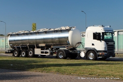 Scania-G-II-420-weiss-110511-02