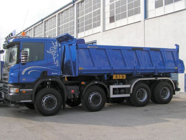 Scania-P-420-blau-Hlavac-040306-01.jpg - Scania P 420Juraj Hlavac