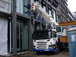 Scania-P-340-Autorent-Weddy-141108-02