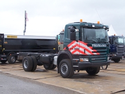Scania-P-340-gruen-vNispen-230307-01