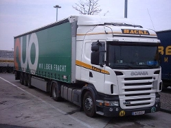 Scania-R-470-Hackl-Linhardt-140505-01-AUT