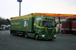 Scania-R-420-gruen-Bornscheuer-061010-01