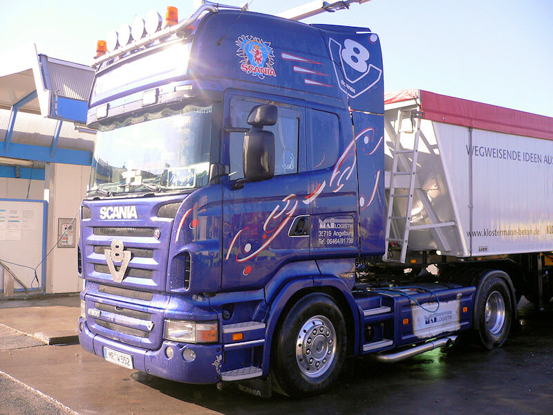 Scania-R-500-blau-MWolf-131008-01.jpg - Scania R 500Michael Wolf