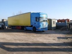 Scania-R-500-blau-gelb-Wilhelm-080406-01
