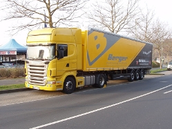 Scania-R-500-gelb-Holz-080407-01