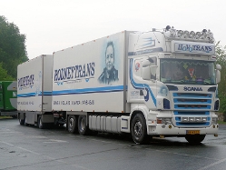 Scania-R-580-Hovotrans-MWolf-131008-01
