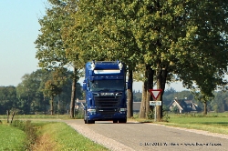 Scania-R-II-500-blau-151011-001