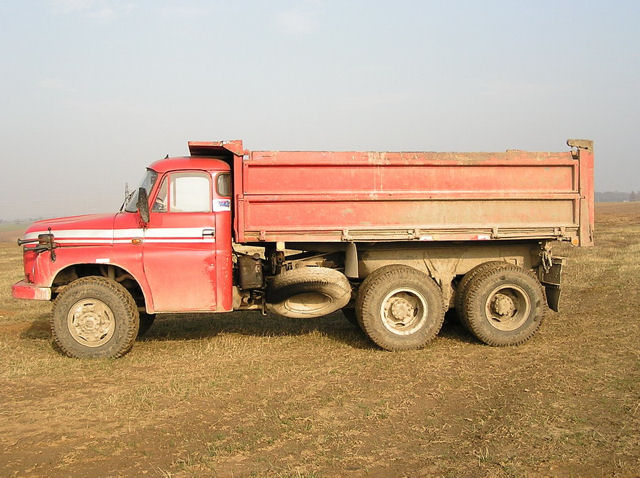 Tatra-T-148-6x6-rot-Hlavac-270107-02.jpg - Tatra T 148