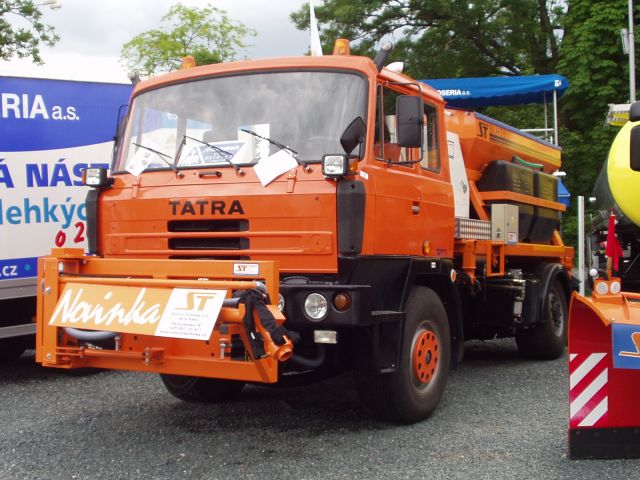 Tatra-T-815-4x4-Winterdienst-Hlavac-300505-01.jpg - Tatra T 815