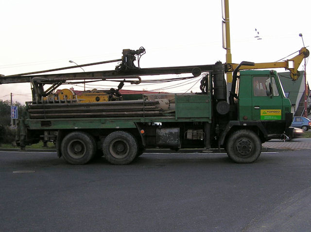Tatra-T-815-6x6-gruen-Hlavac-270107-04.jpg - Tatra T 815