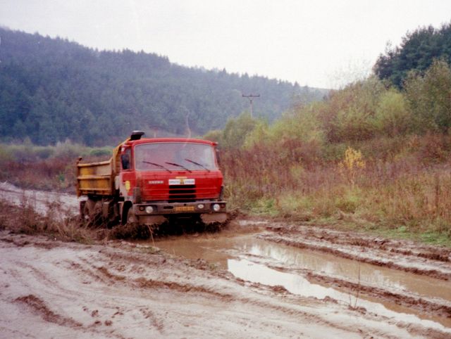 Tatra-T-815-6x6-rot-Hlavac-040306-03.jpg - Tatra T 815