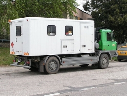 Tatra-T-815-4x4-Hlavac-260507-09