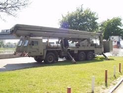 Tatra-T-815-6x6-Polizei-Hlavac-300505-03