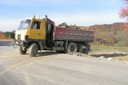 Tatra-T-815-6x6-gelb-Hlavac-270107-03