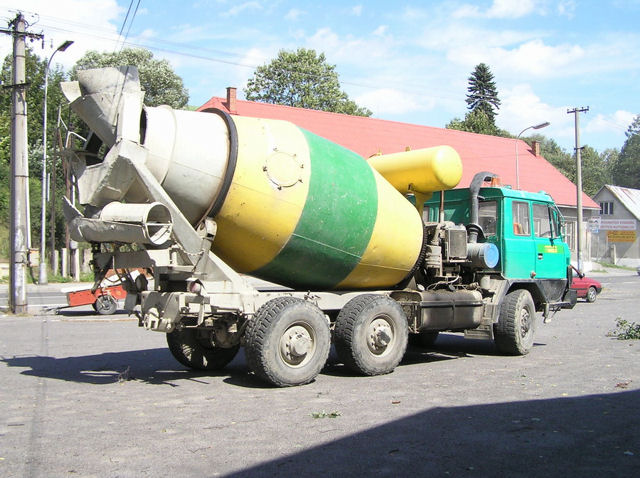 Tatra-T-815-6x6-VVN-Hlavac-270107-03.jpg - Tatra T 815