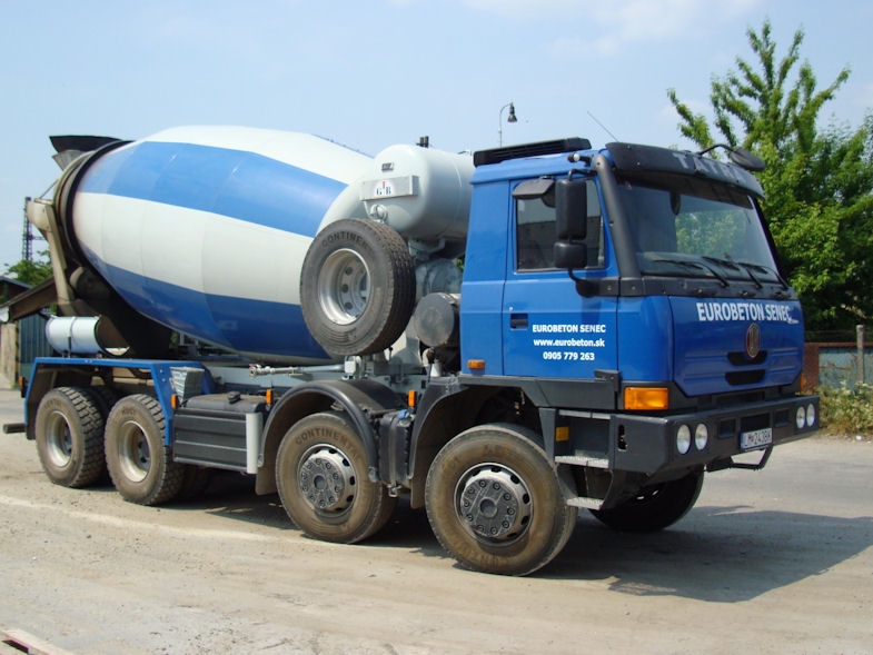 Tatra-T-815-Terrno-1-8x8-blau-Hlavac-050209-01.jpg - Tatra T 815