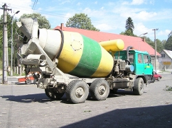 Tatra-T-815-6x6-VVN-Hlavac-270107-03