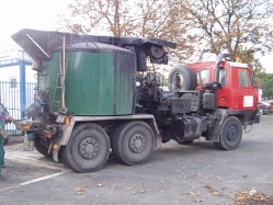 Tatra-T-815-6x6-rot-Hlavac-300505-04