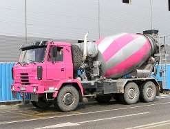 Tatra-T-815-rosa-Hlavac-270706-03