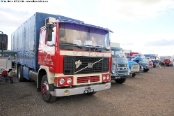 Volvo-F1025-rot-blau-020810-03