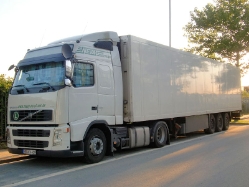 Volvo-FH-400-Nevag-DS-201209-01