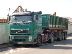 Volvo-FH-400-gruen-DS-201209-01