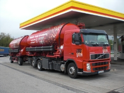 Volvo-FH-400-rot-Kleinrensing-220810-01