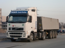 Volvo-FH-440-Pema-DS-300610-01