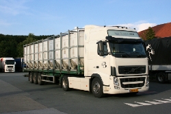 Volvo-FH-II-480-Broom-Bornscheuer-231210-01
