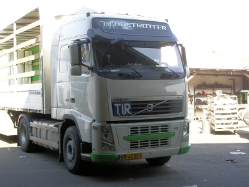 Volvo-FH-II-480-weiss-Hintermeyer-130910-01