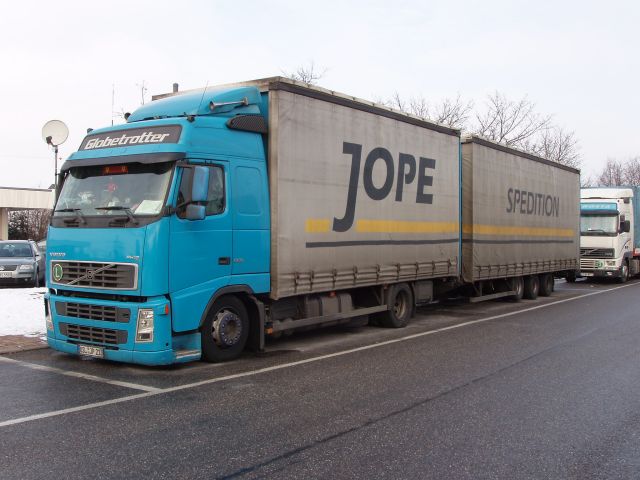Volvo-FH12-380-Jope-Holz-100206-01.jpg - Volvo FH12 380