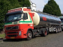 Volvo-FH12-380-vdBosch-DS-210808-01