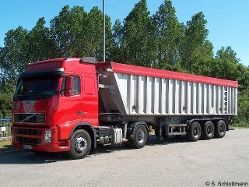 Volvo-FH12-420-DHT-Schlottmann-150706-01