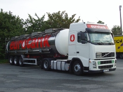 Volvo-FH12-420-Eurotank-Holz-040804-1-S