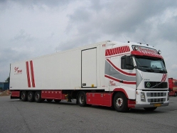 Volvo-FH12-420-KUEKOSZ-Erno-(Kaste)