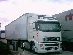 Volvo-FH12-420-KUEKOSZ.weiss-(Reck)