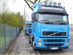 Volvo-FH12-420-blau-300406-02