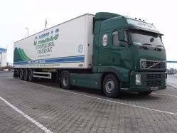 Volvo-FH12-420-Oneills-Holz-140405-01-IRL