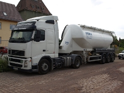 Volvo-FH12-420-PEMA-Thiele-141008-01