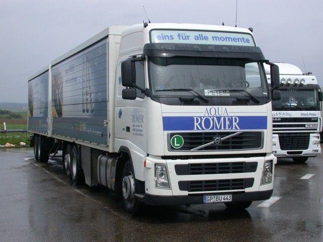 Volvo-FH12-460-Aqua-Roemer-Willaczek-200605-01.jpg - Volvo FH12 460S. Willaczek