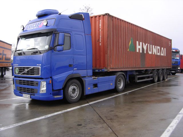 Volvo-FH12-460-Contlog-Gleisenberg-170106-01.jpg - Volvo FH12 460A. Gleisenberg