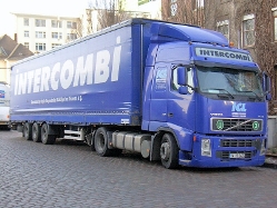 Volvo-FH12-460-Intercombi-Szy-141708-01