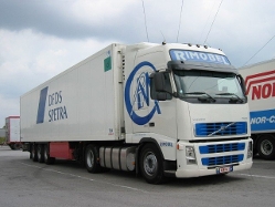 Volvo-FH12-460-KUEKOSZ-Rimobel-(Kaste)