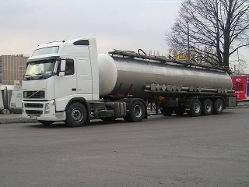 Volvo-FH12-460-TASZ-weiss-grau-Reck-290204-1