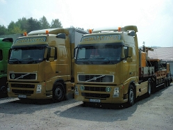 Volvo-FH12-460-Tieflader-Heimgaertner-1-(Scholz)