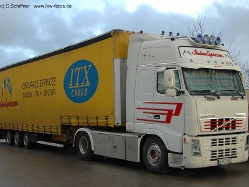 Volvo-FH12-460-weiss-Schiffner-191107-01