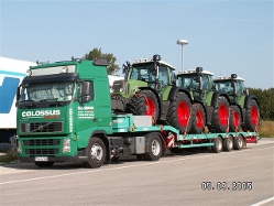 Volvo-FH12-Colossus-Bach-060606-01